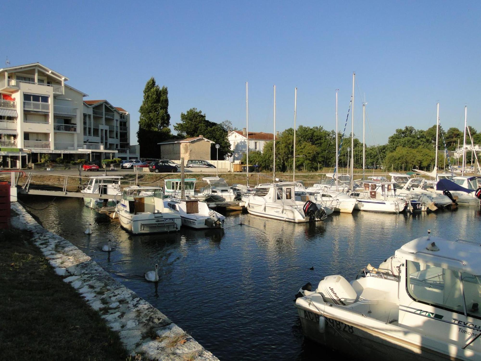 Les Marinas De Cassy Apartment Lanton Exterior photo